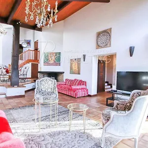 https://ccccc.midi-pyreneeshotels.com